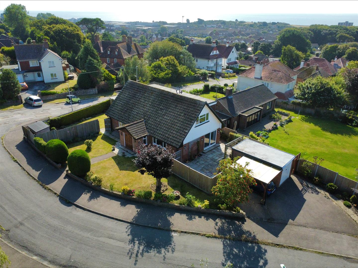 4 bed property in Tiverton Drive, Bexhill On Sea